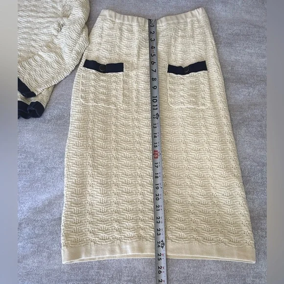 J. Peterman Vivienne Pointelle Cotton Suit Set Cream Navy Trim Skirt Top XS/S - Picture 10 of 16